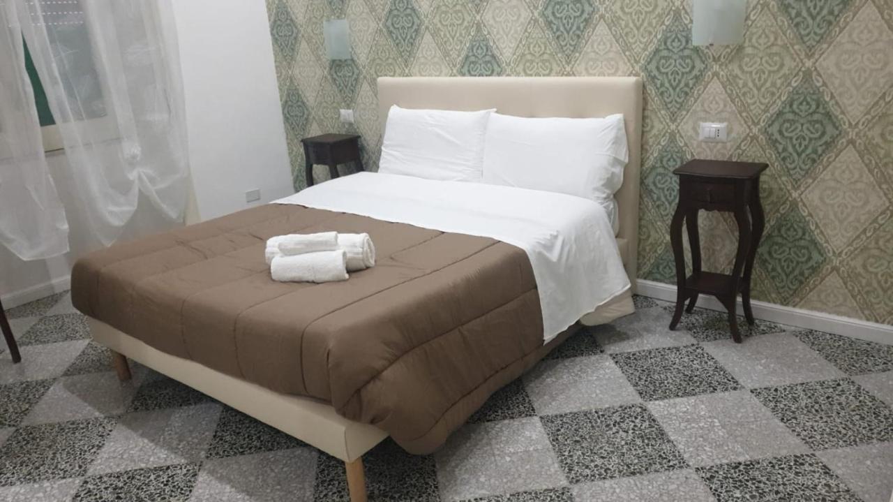 B&B By The Station Battipaglia Exteriér fotografie